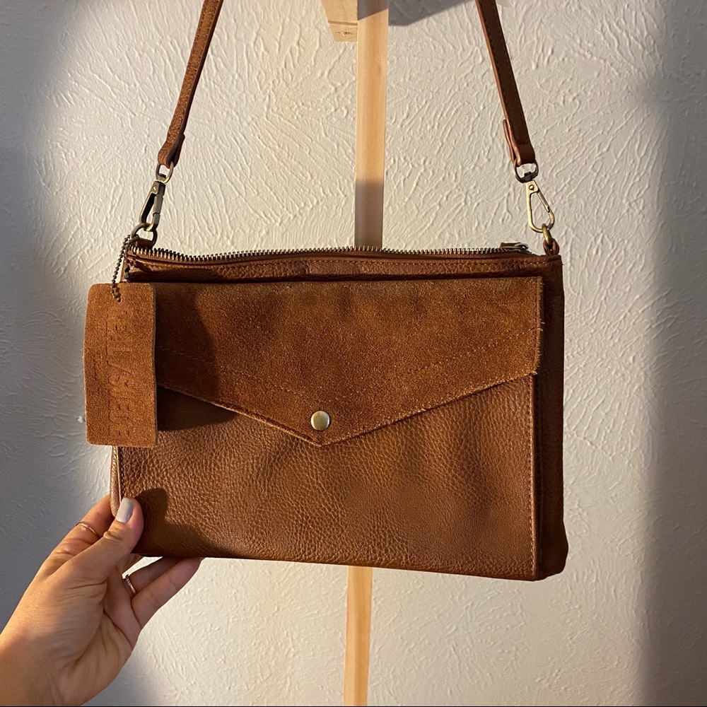 Altar's State Crossbody